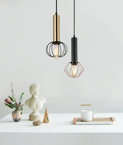 CLA CORAZON: Interior Matte Black and Copper Cage Diamond Pendant Light